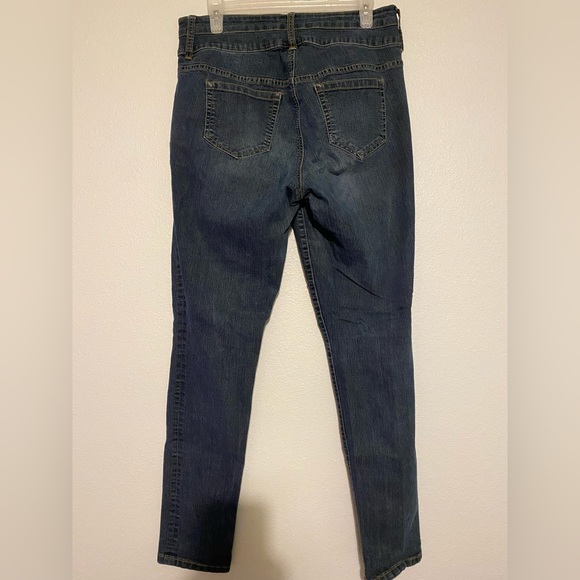 Torrid Size 12R Premium Stretch Skinny Blue Jeans - Picture 2 of 3